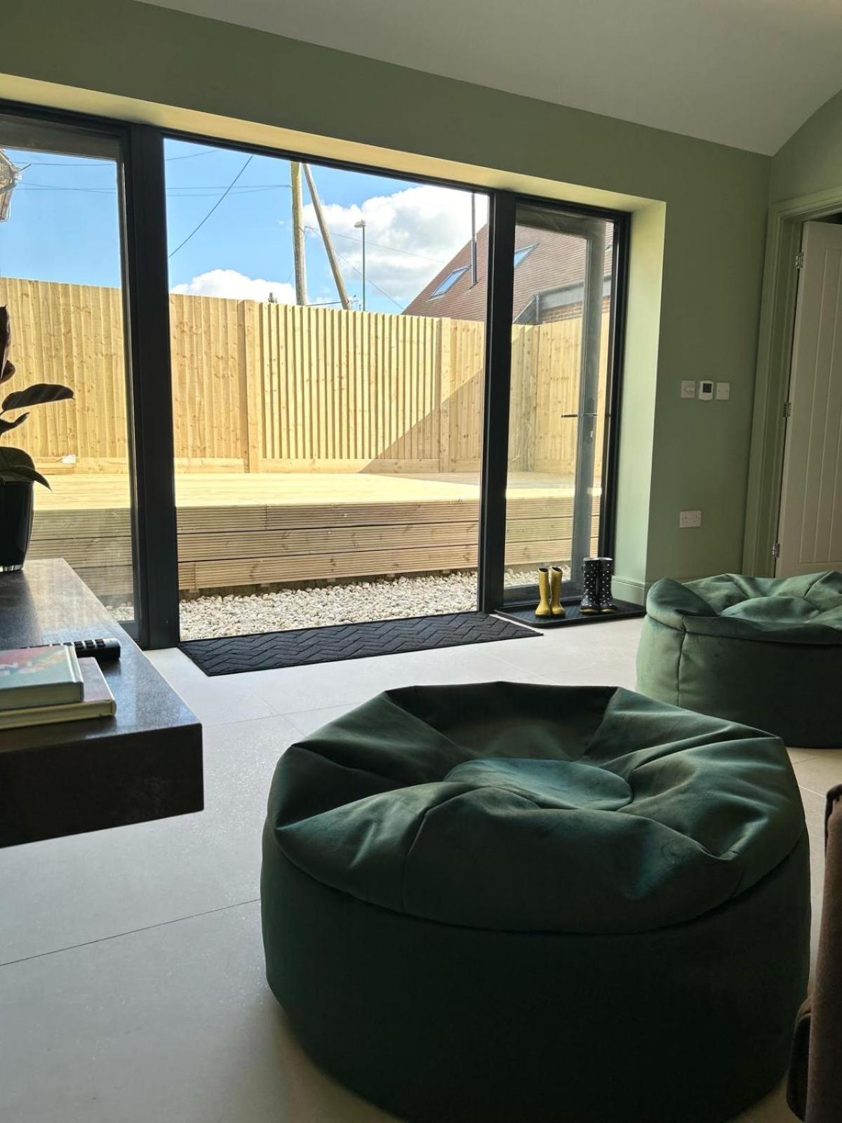 White Oaks Sussex Holiday home